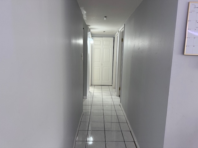 300 S Roselle Road #307, Schaumburg, IL 60193