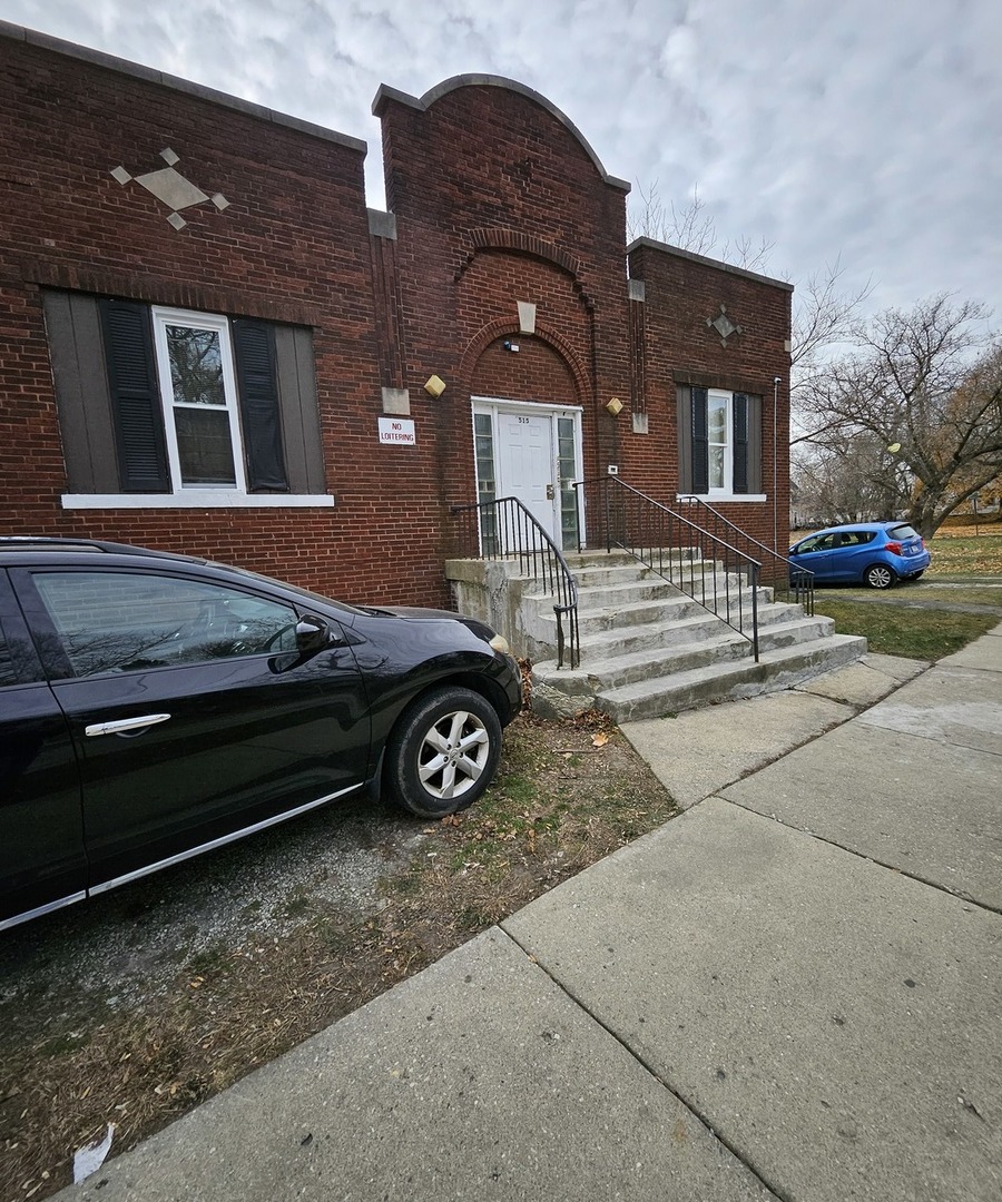 515 8th Street, Waukegan, IL 60085