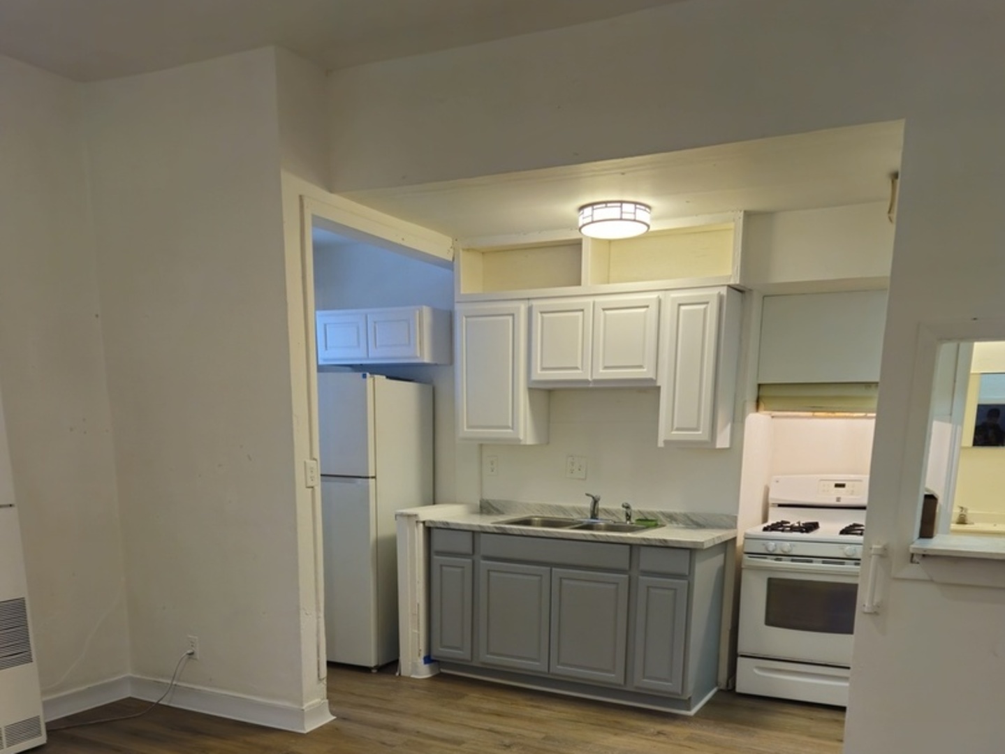 515 8th Street, Waukegan, IL 60085