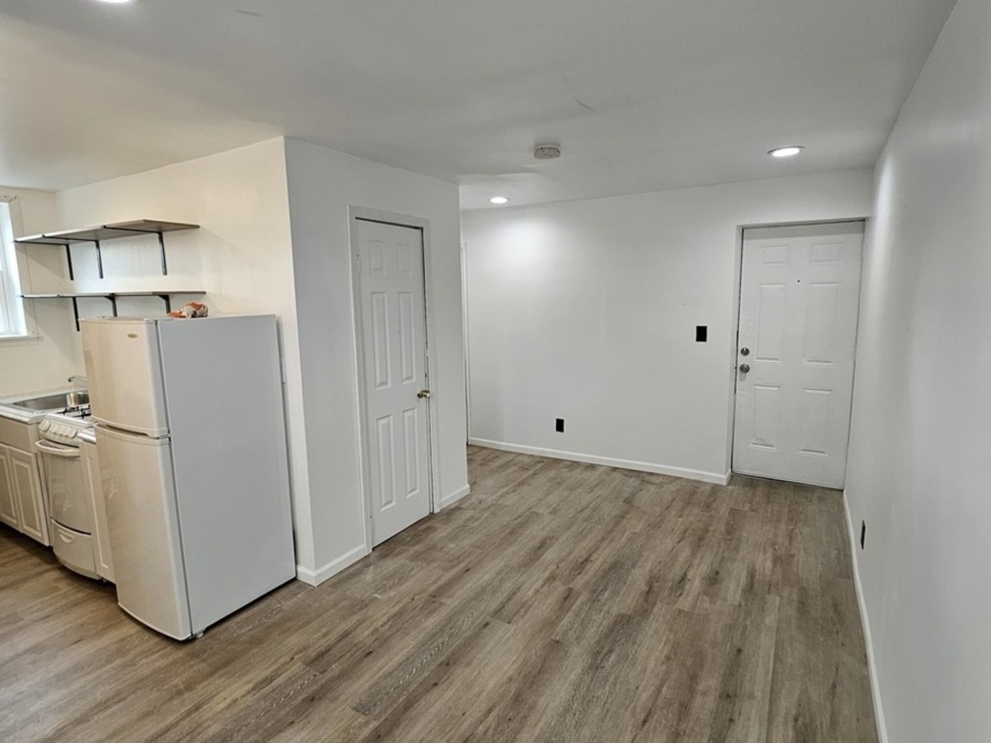 515 8th Street, Waukegan, IL 60085