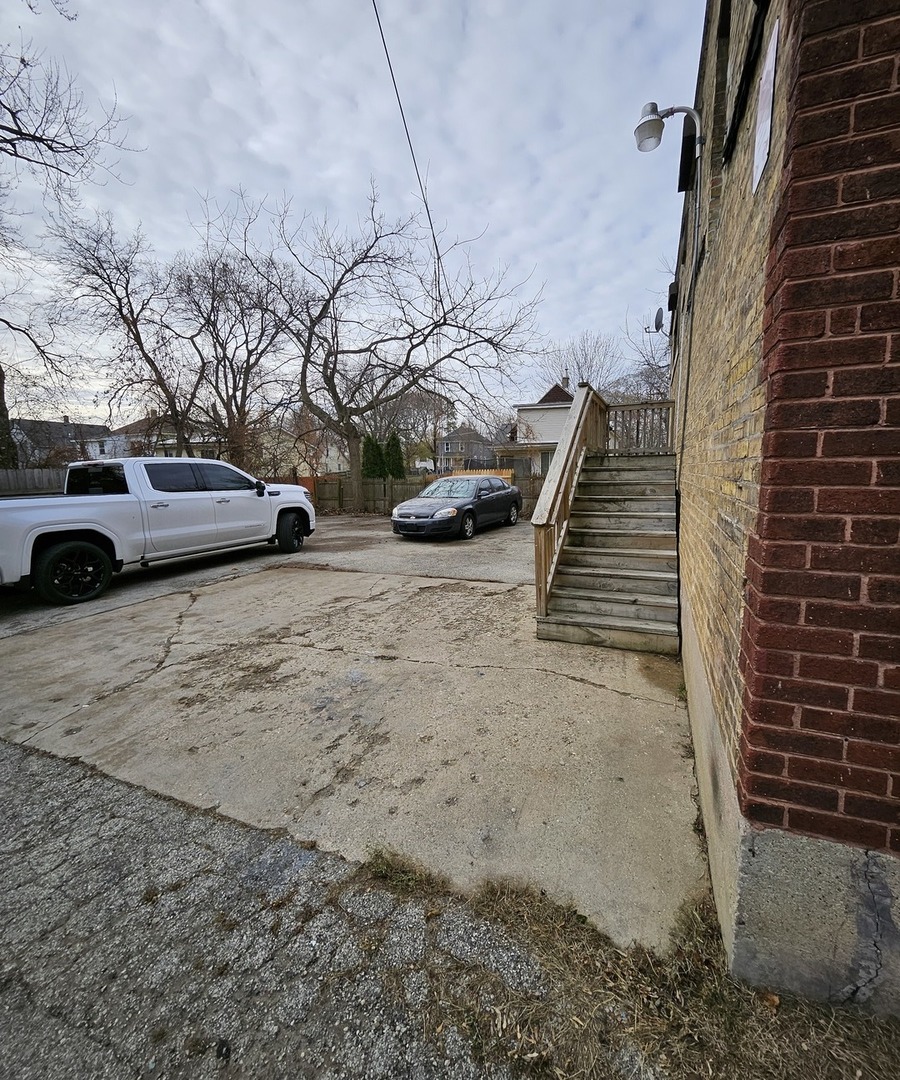515 8th Street, Waukegan, IL 60085