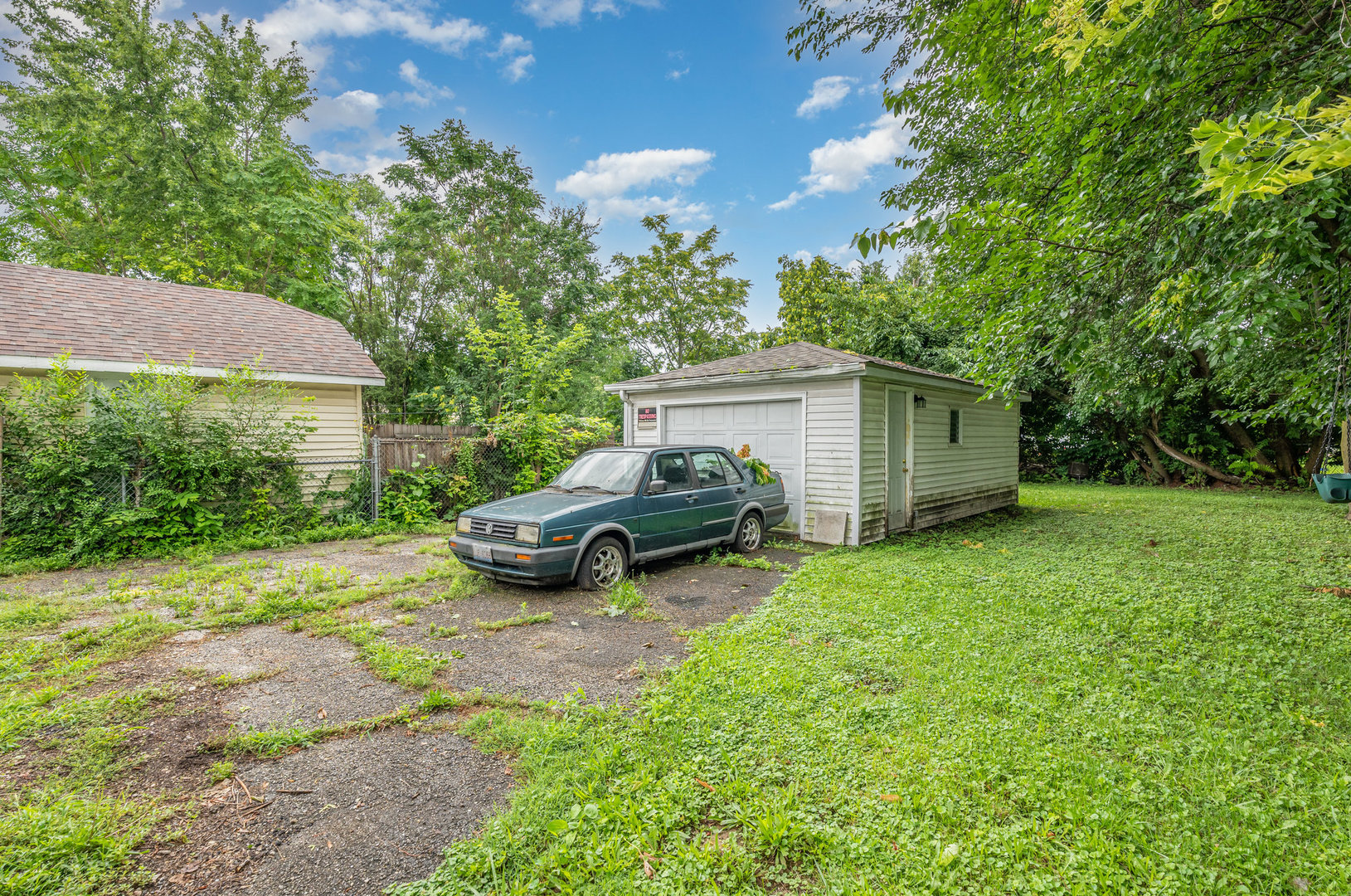 933 Claim Street, Aurora, IL 60505