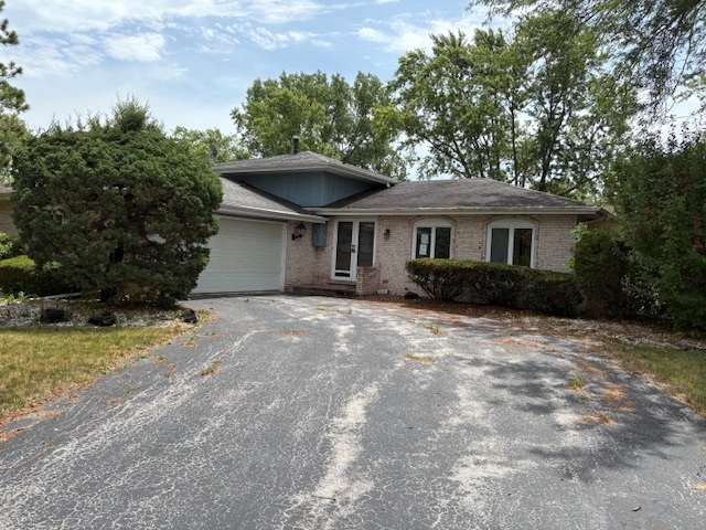 916 Patricia Lane, Crete, IL 60417