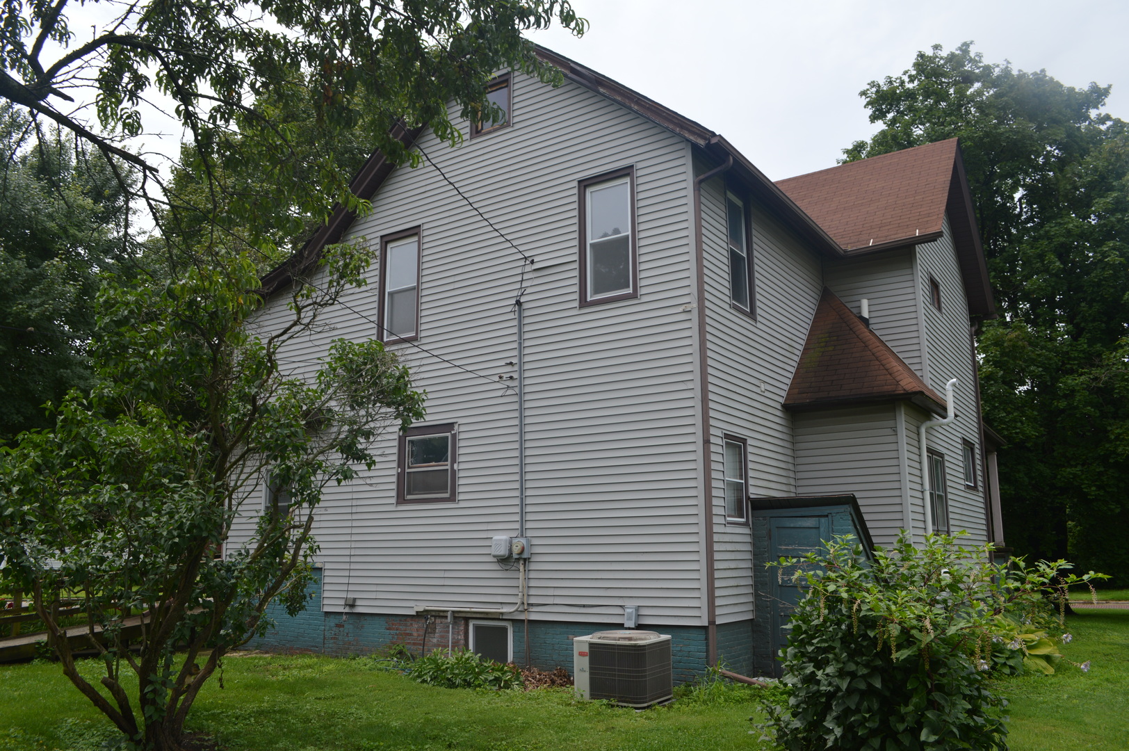 405 N Church Street, Princeton, IL 61356