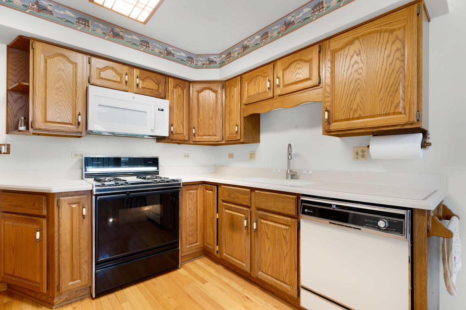 4901 Emerson Avenue, Palatine, IL 60067