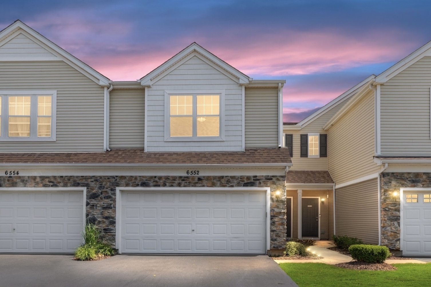 6552 Marble Lane, Carpentersville, IL 60110