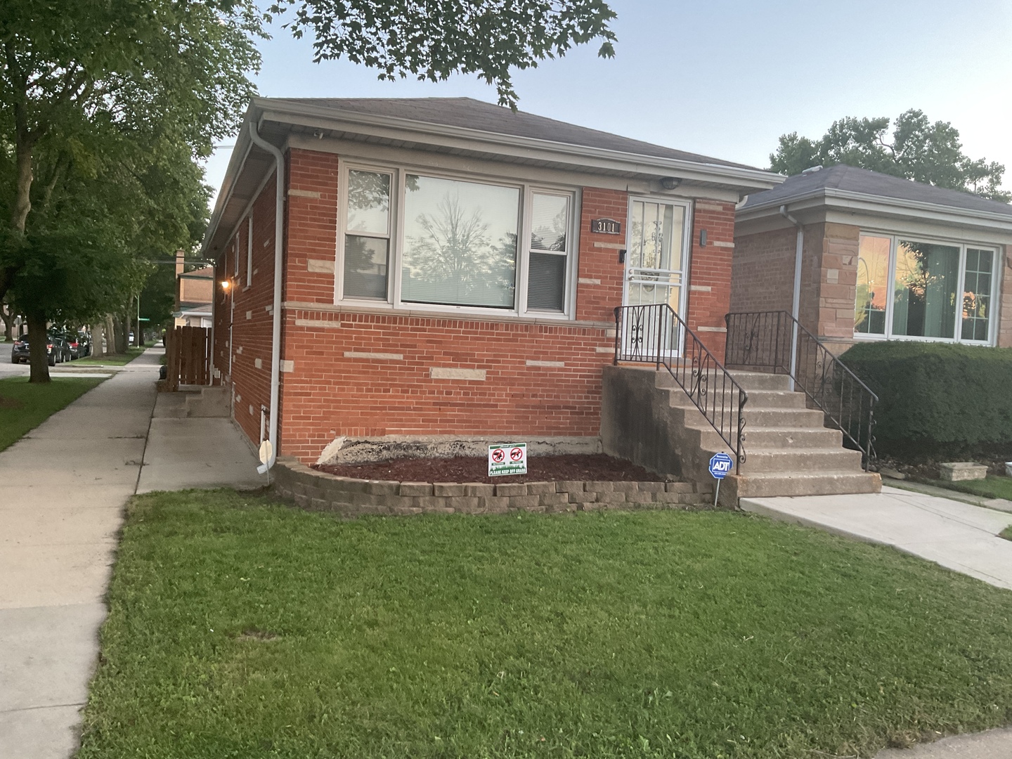 3101 W Howard Street, Chicago, IL 60645