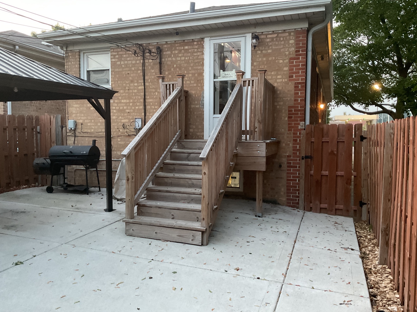 3101 W Howard Street, Chicago, IL 60645