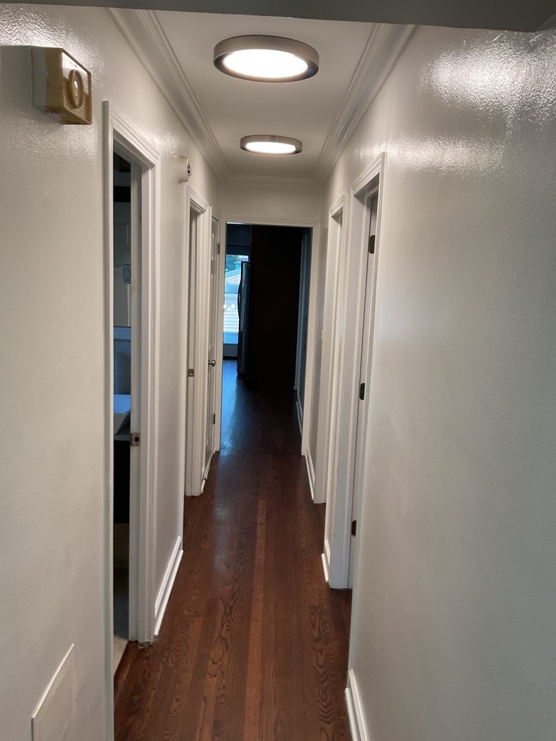 3101 W Howard Street, Chicago, IL 60645