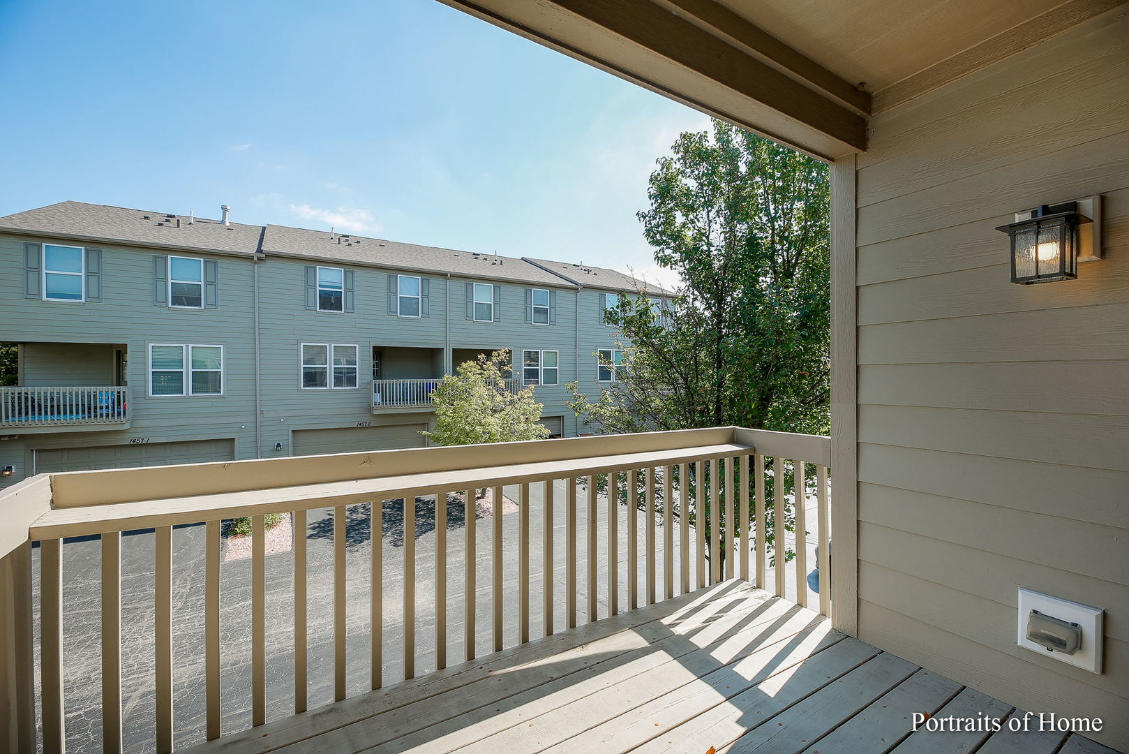 1453 Blackhawk Court #4, Wood Dale, IL 60191