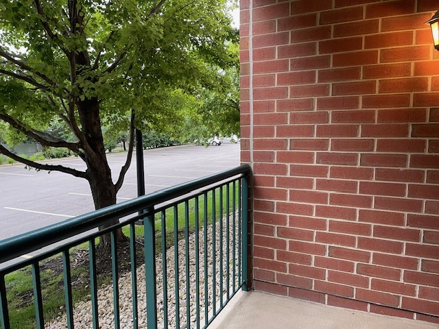 865 E 22nd Street #124, Lombard, IL 60148