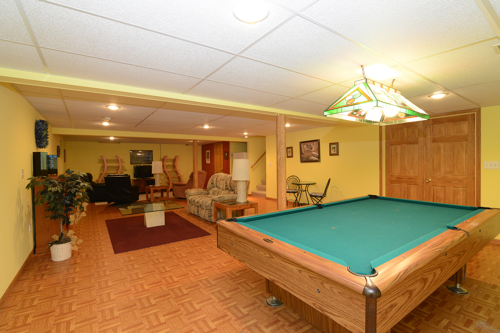 406 Windsor Drive, Oswego, IL 60543