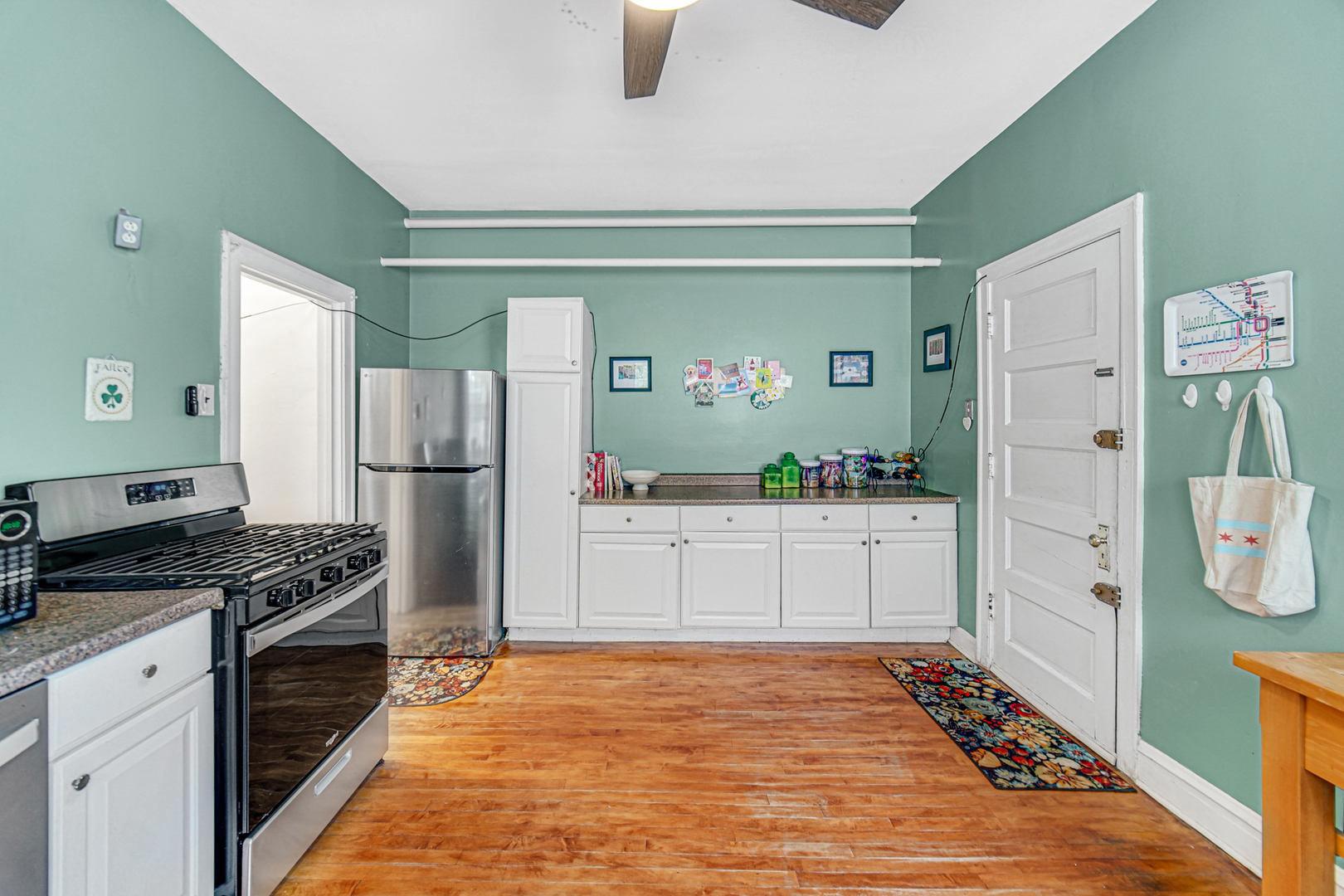 6203 N OAKLEY Avenue #G, Chicago, IL 60659