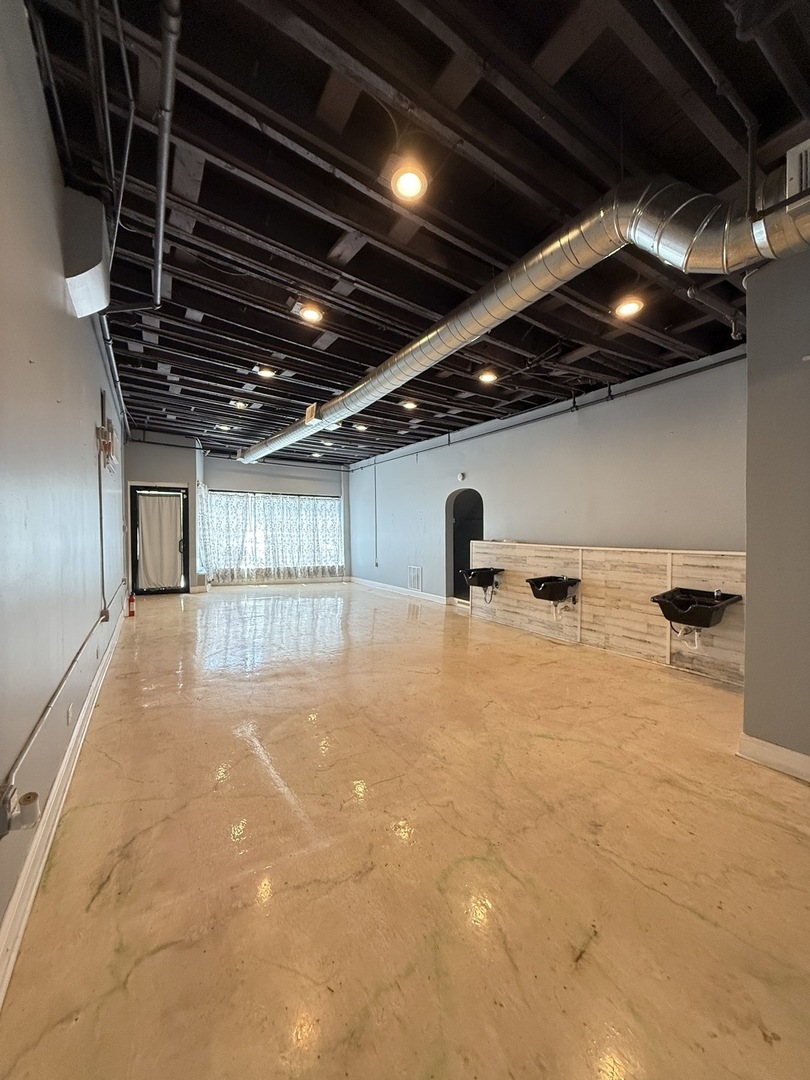 5740 W Chicago Avenue #1E, Chicago, IL 60651