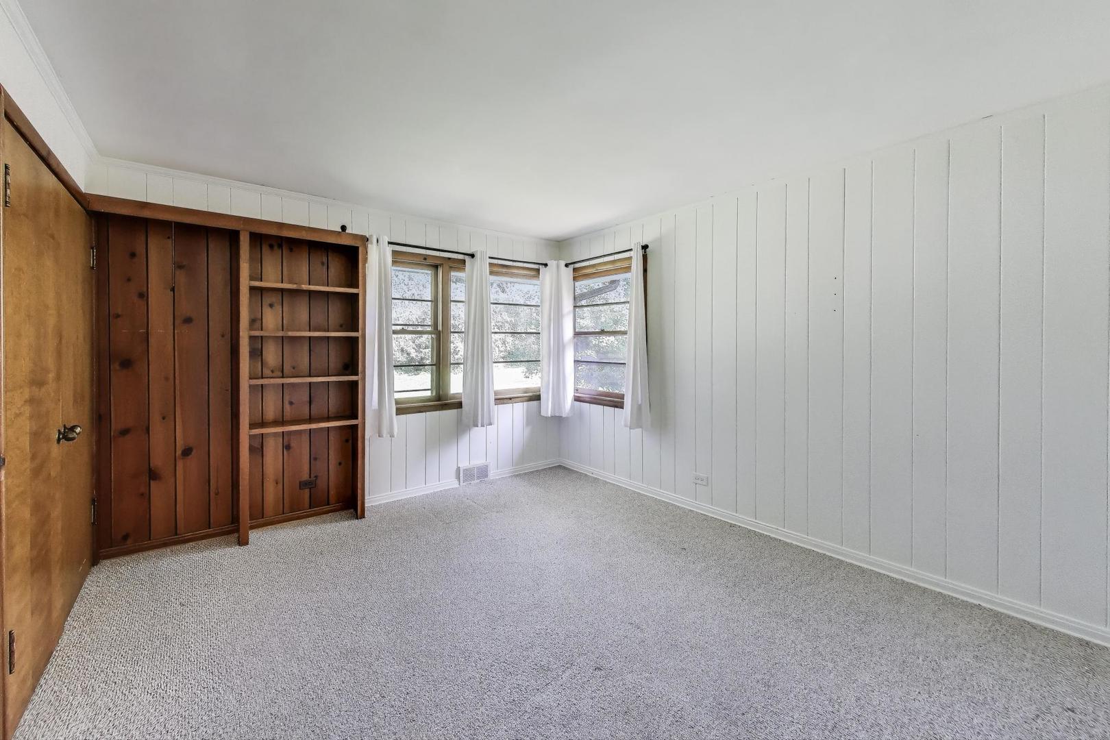 3801 Madison Street, Oak Brook, IL 60523