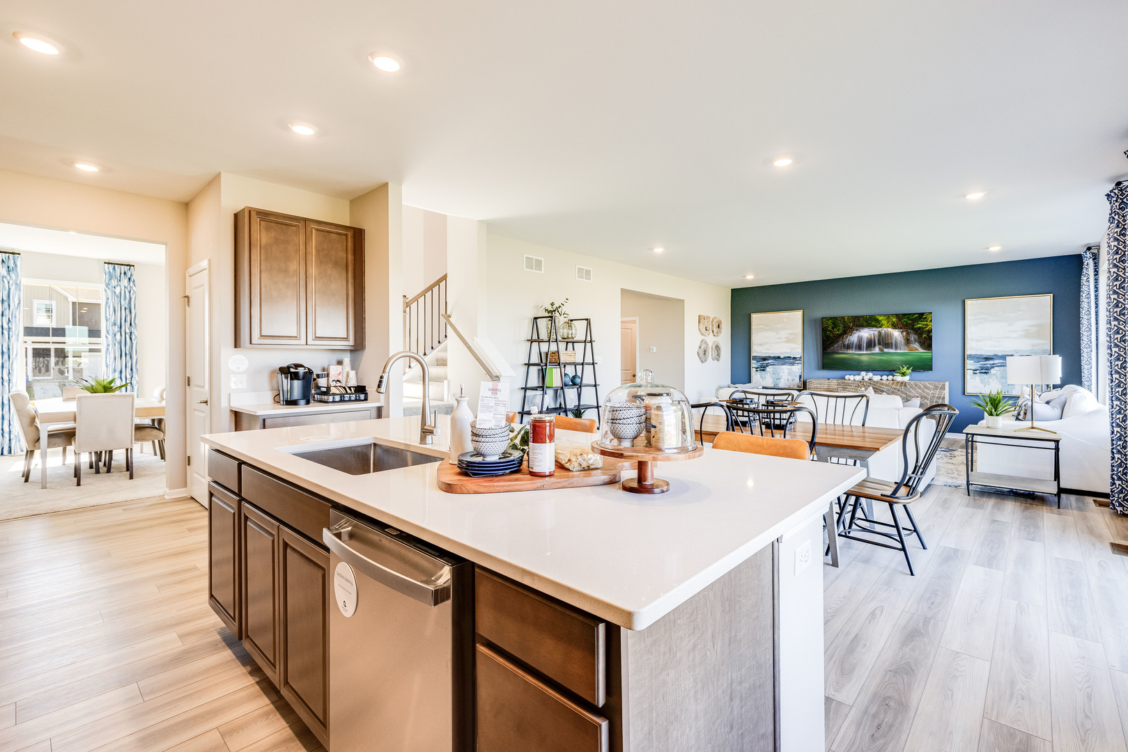 309 Danforth Drive, Oswego, IL 60543