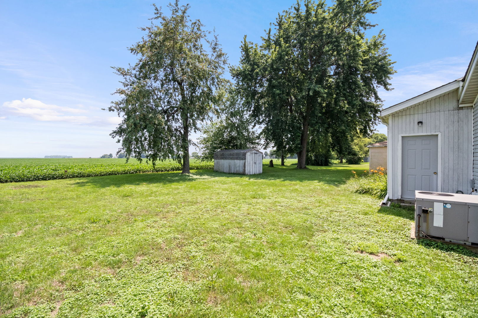 25 Cedar Lane, Sandwich, IL 60548
