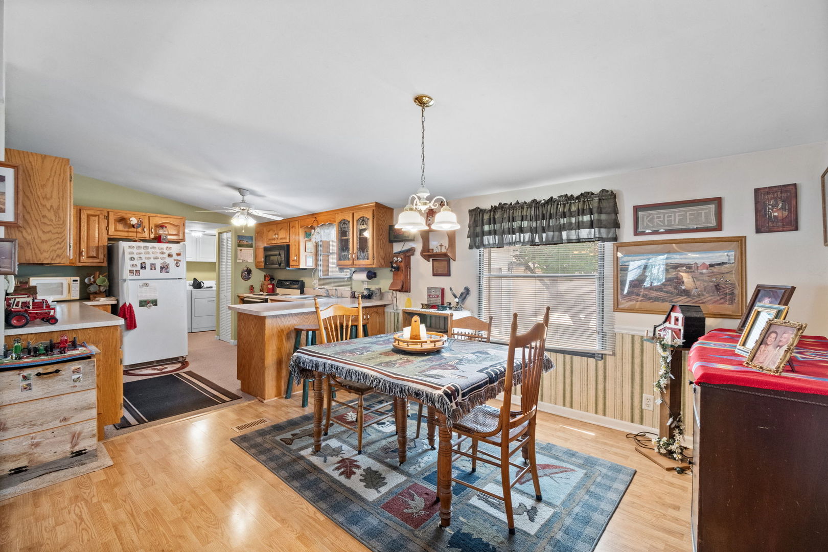 25 Cedar Lane, Sandwich, IL 60548