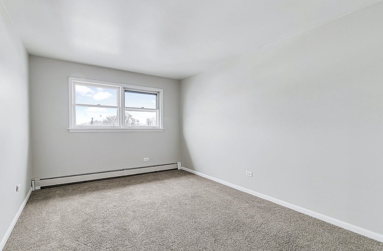 4410 W 111th Street #303, Oak Lawn, IL 60453