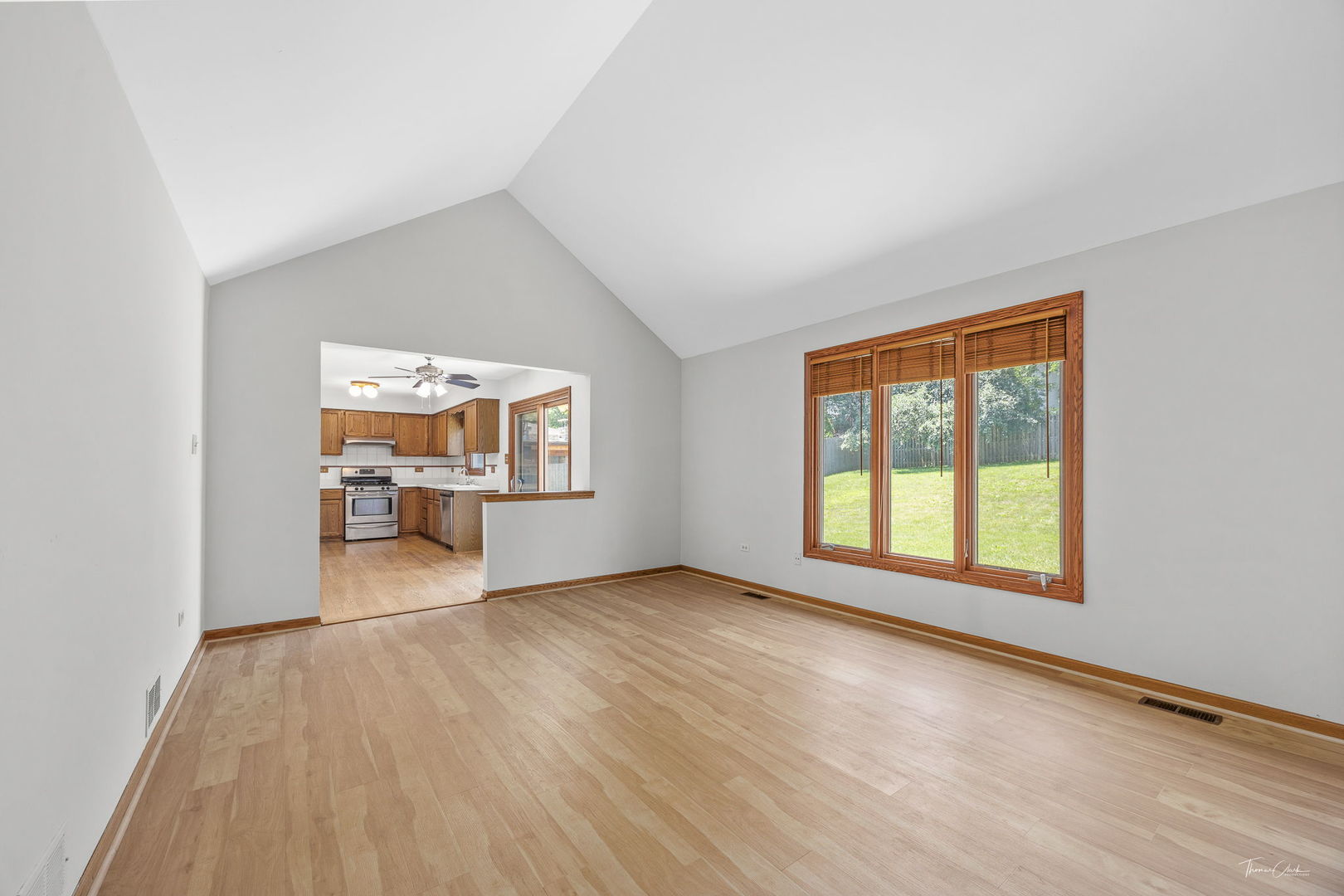 816 Heath Lane, Westmont, IL 60559