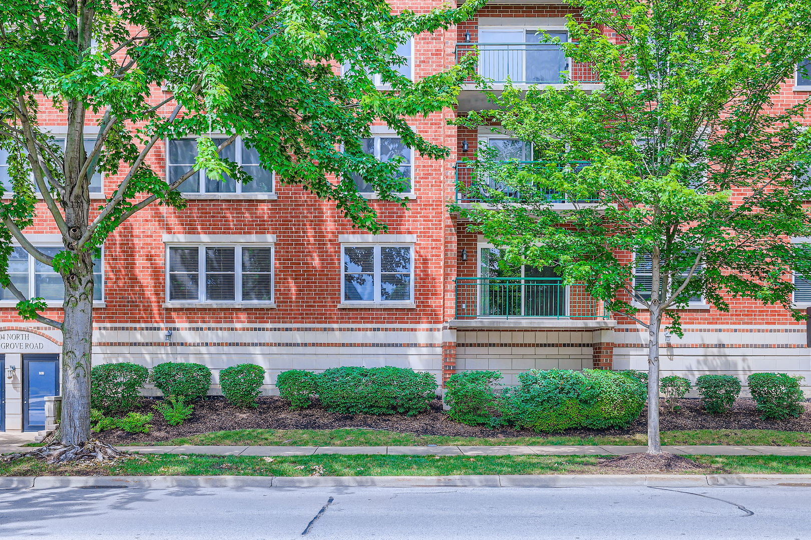 104 N Plum Grove Road #203, Palatine, IL 60067