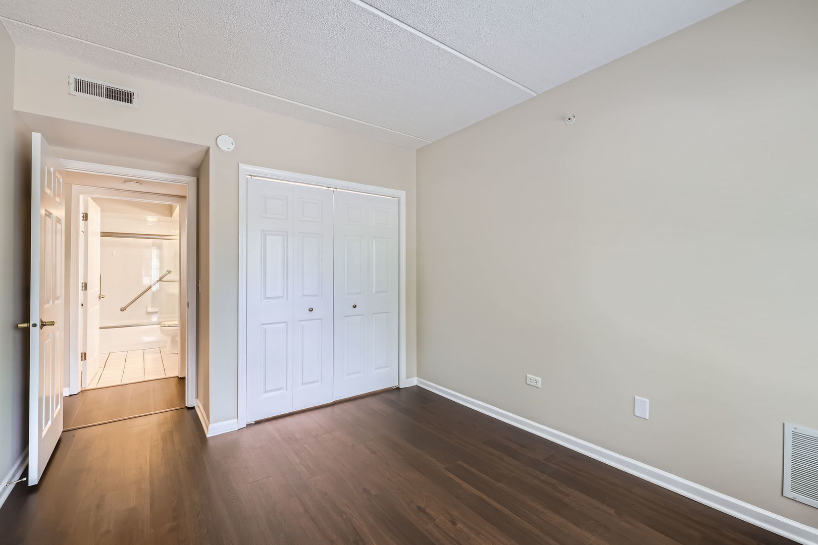 104 N Plum Grove Road #203, Palatine, IL 60067