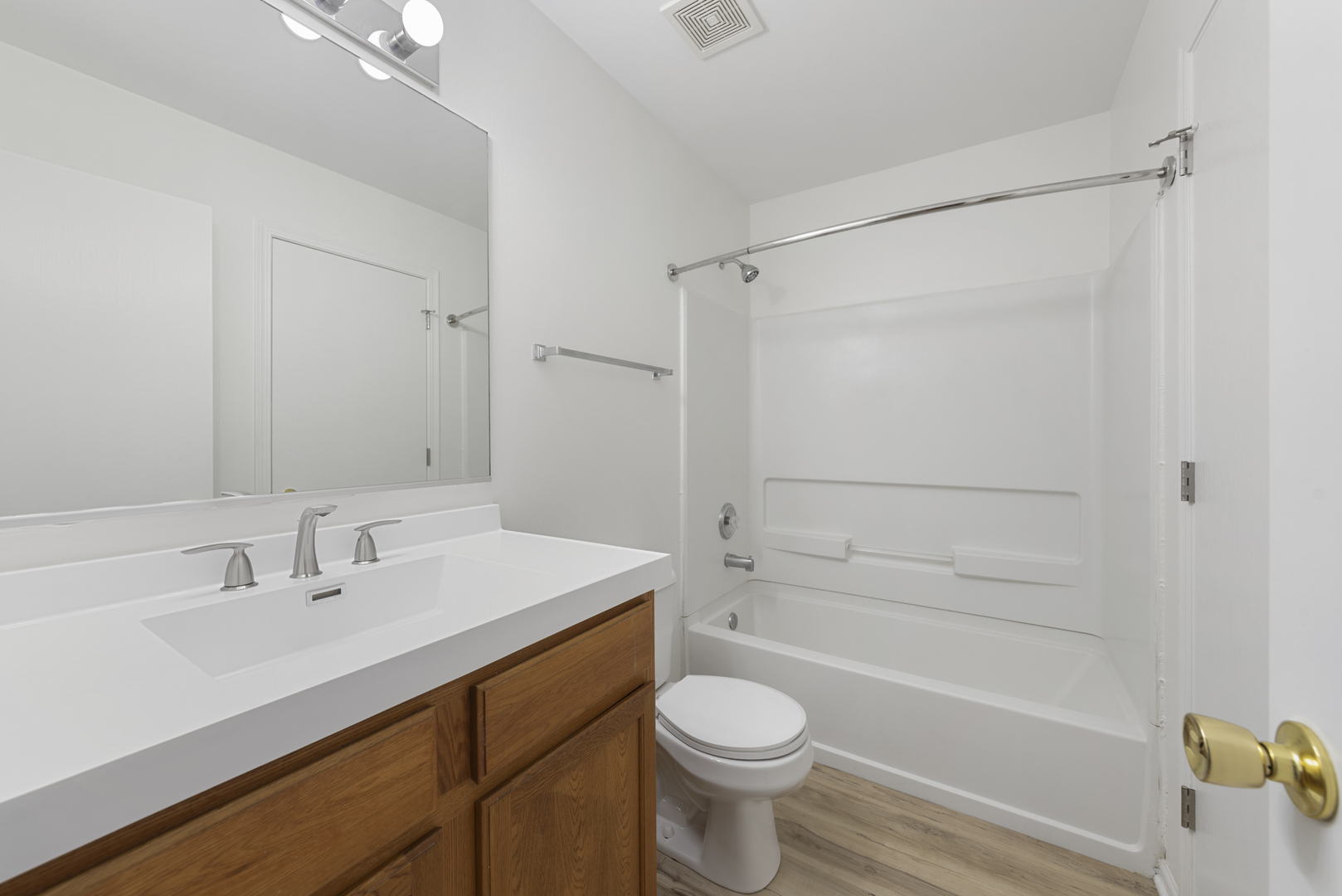 176 Willoughby Court #C, Yorkville, IL 60560