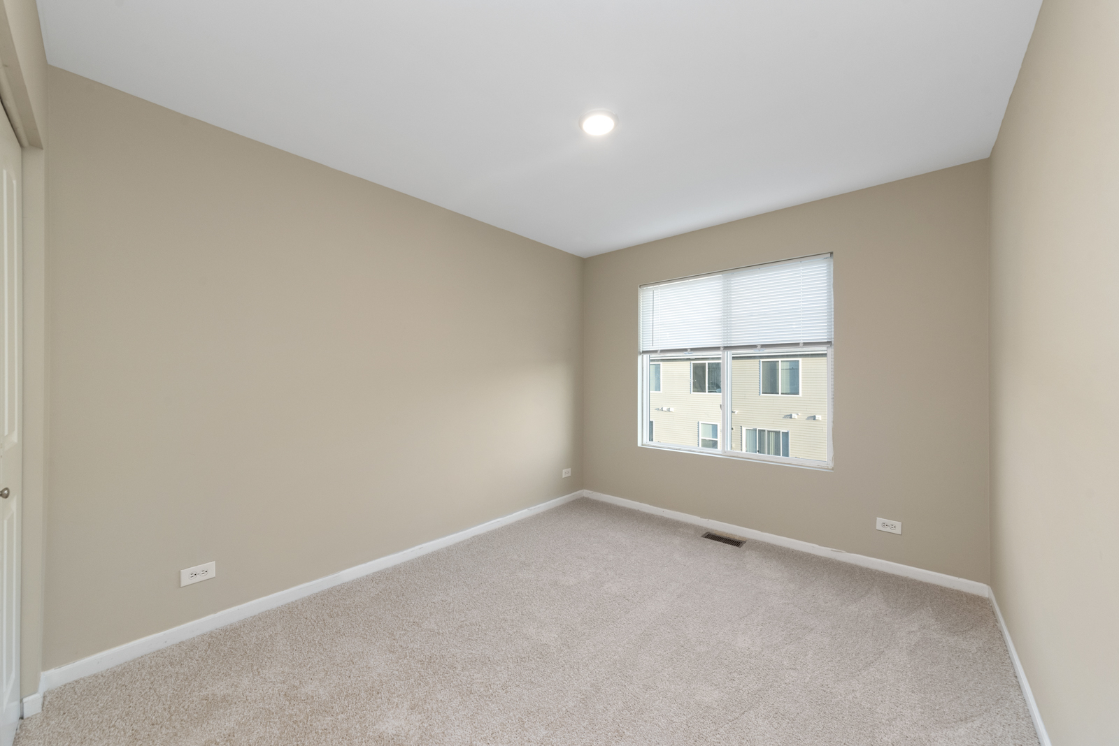 2303 Upland Road, Pingree Grove, IL 60140