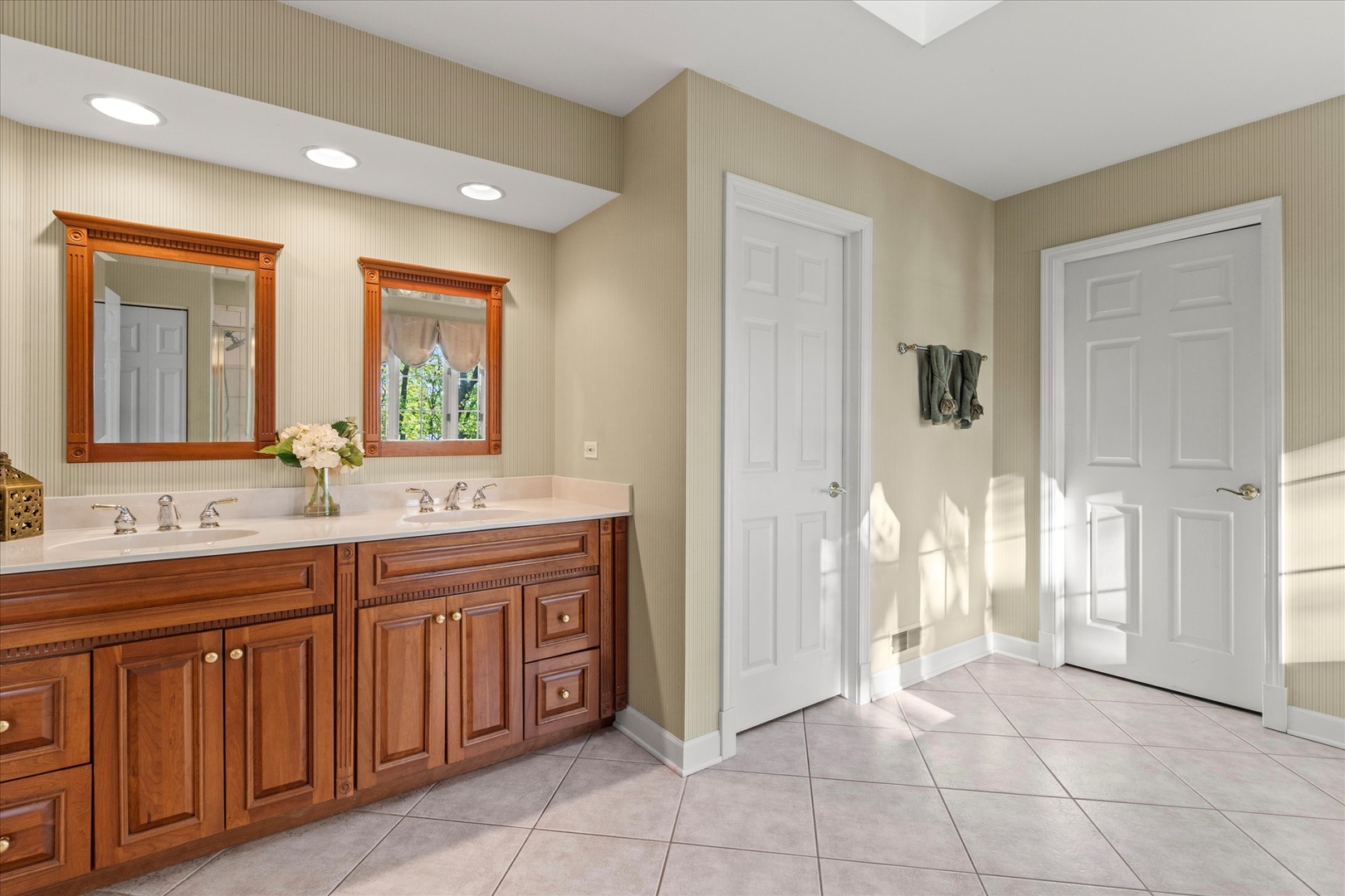 1396 Notre Dame Drive, Lemont, IL 60439
