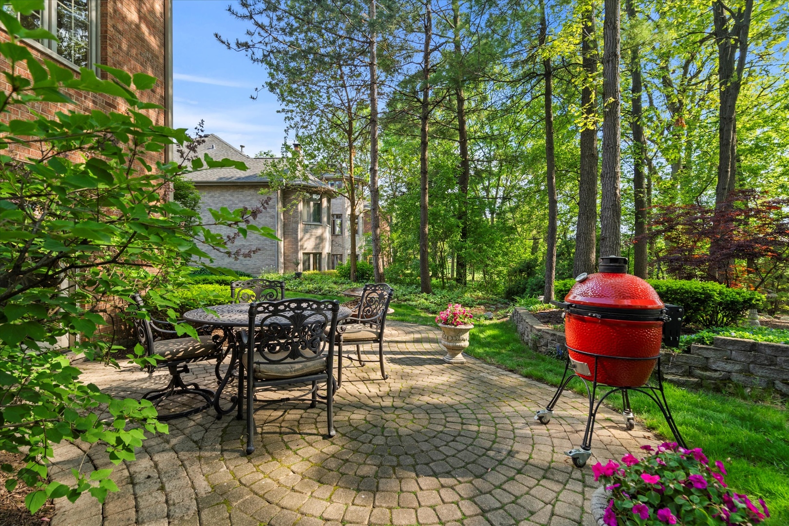 1396 Notre Dame Drive, Lemont, IL 60439