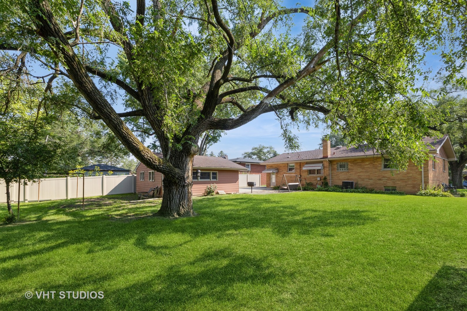 12722 S 69th Court, Palos Heights, IL 60463