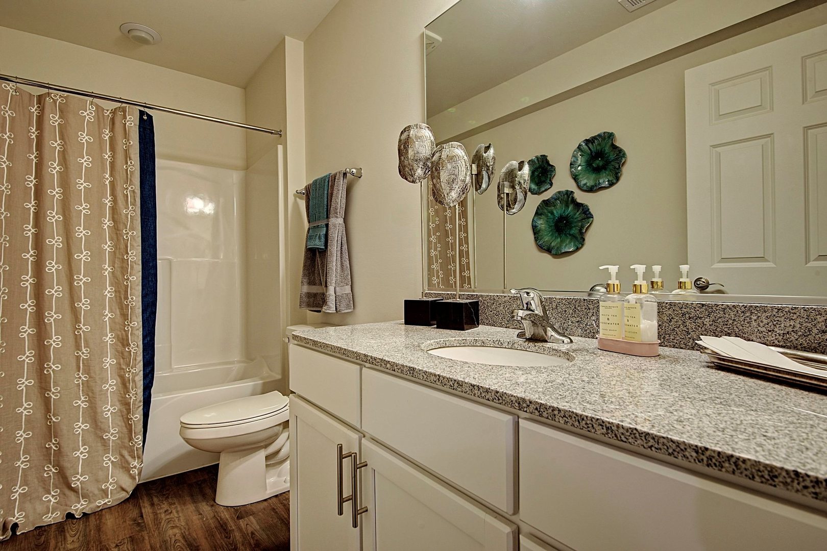 4103 Pond Willow Court, Naperville, IL 60564