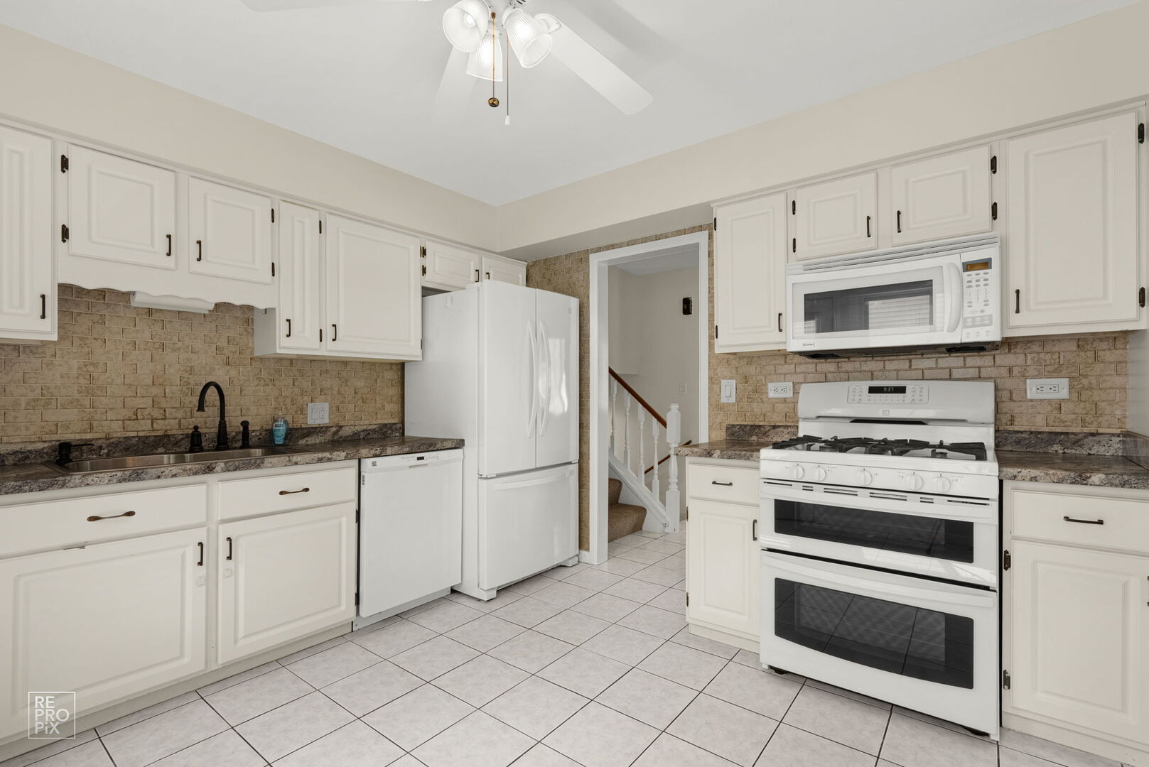 717 E Sunset Avenue, Lombard, IL 60148