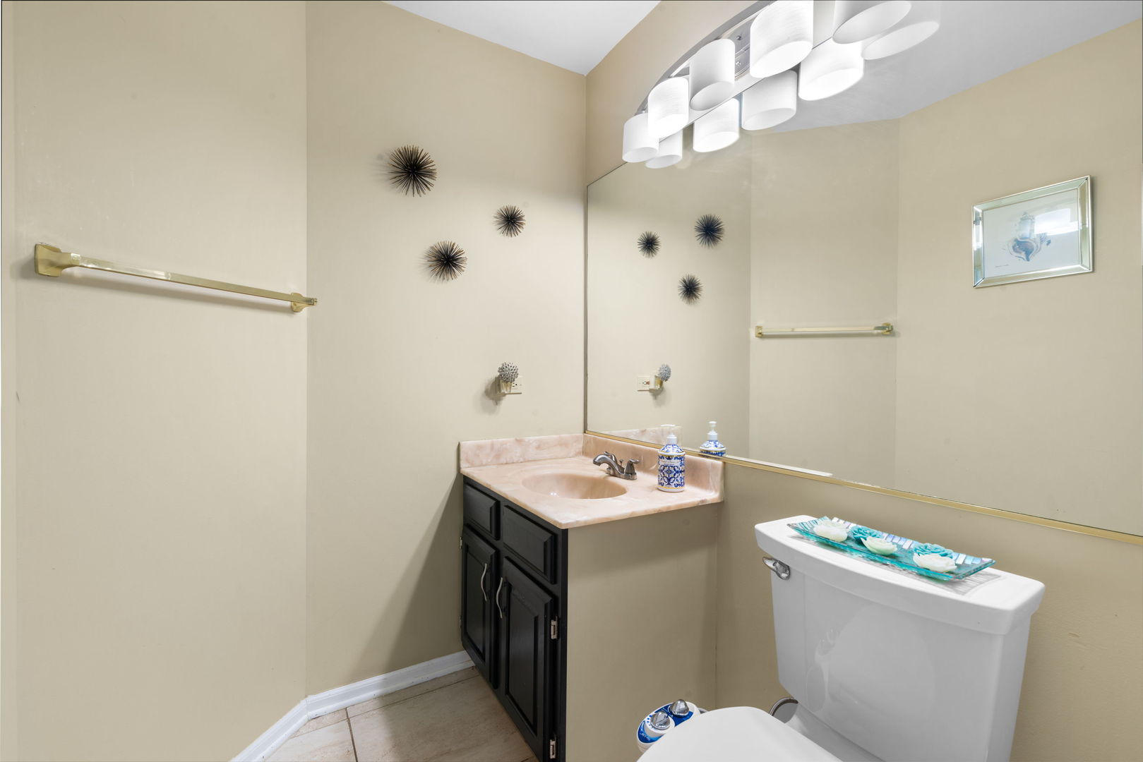 754 Huntington Drive, Carol Stream, IL 60188