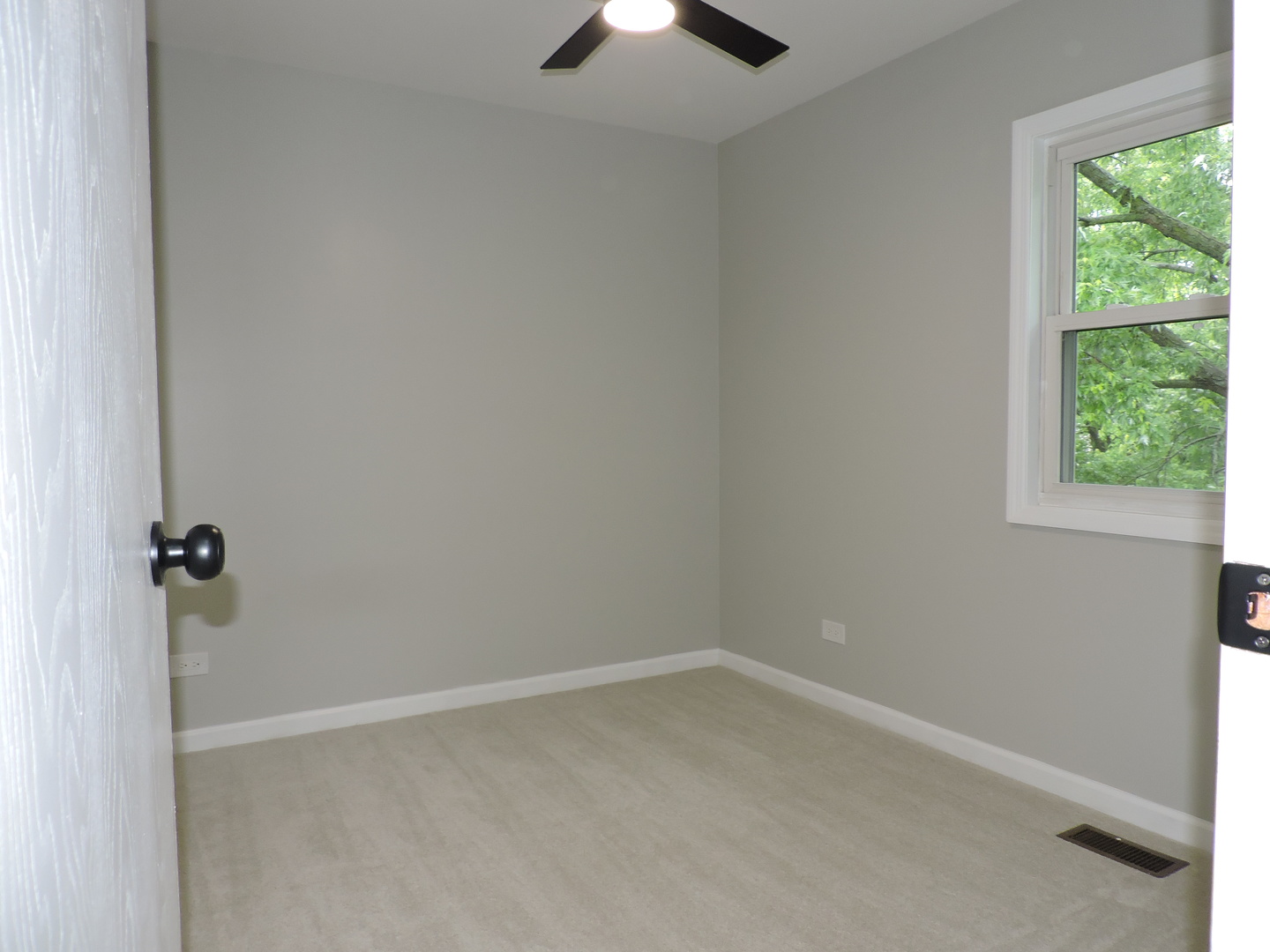 2030 University Drive, Naperville, IL 60565