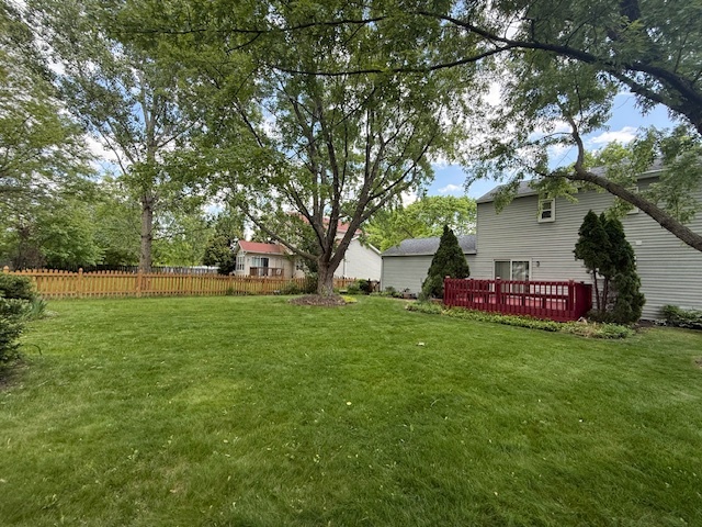 2030 University Drive, Naperville, IL 60565