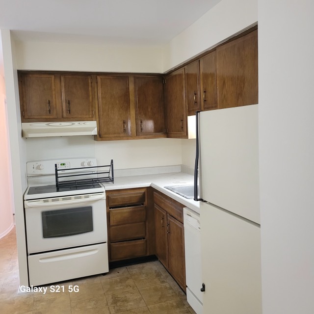 4500 Beau Monde Drive #207, Lisle, IL 60532