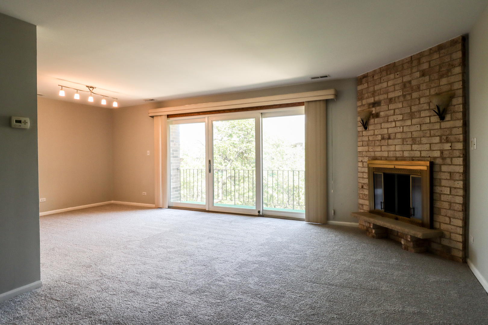 9134 S Pulaski Road #2W, Oak Lawn, IL 60453