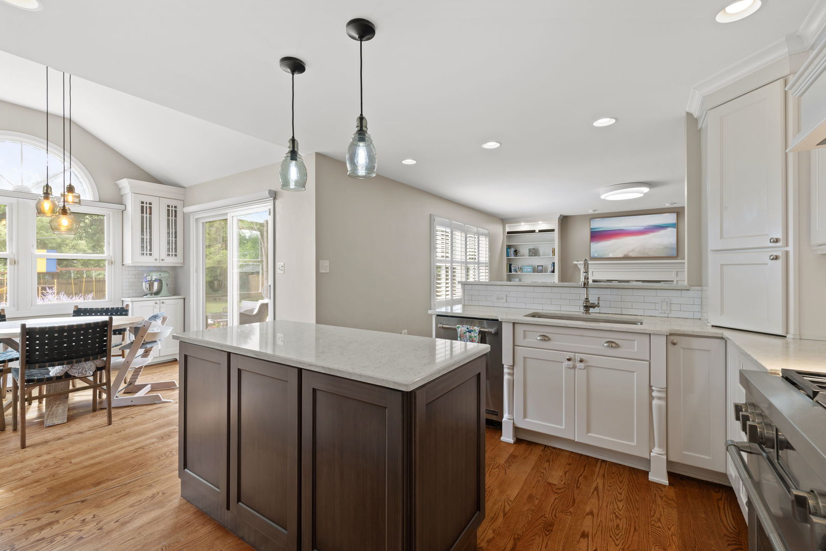 7113 Eleanor Place, Darien, IL 60561
