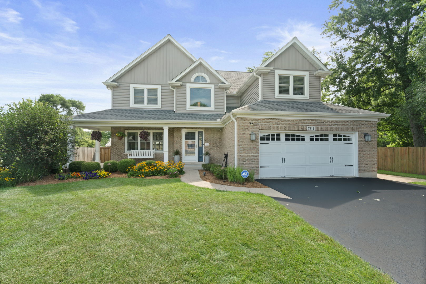 7113 Eleanor Place, Darien, IL 60561