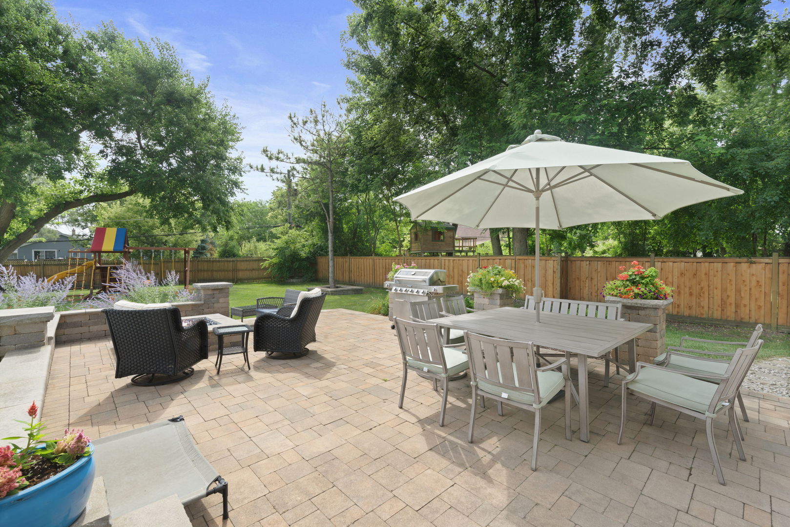 7113 Eleanor Place, Darien, IL 60561