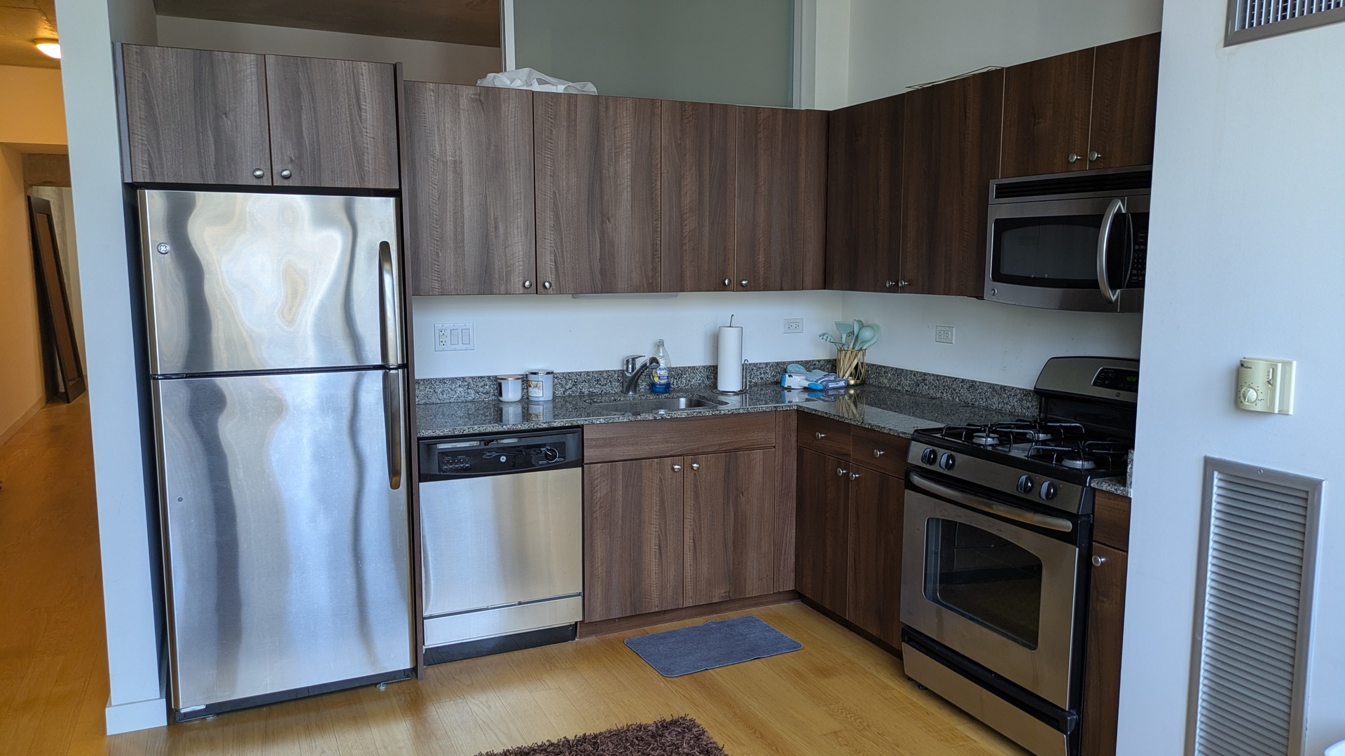 235 W Van Buren Street #2820, Chicago, IL 60607