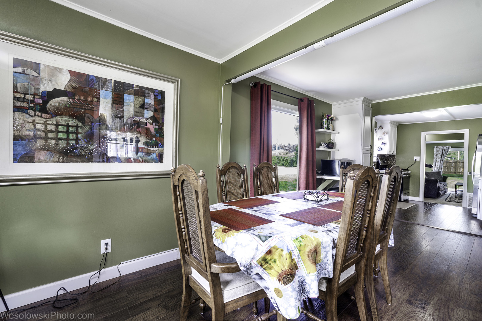 2209 DOUGLAS Avenue, Des Plaines, IL 60018