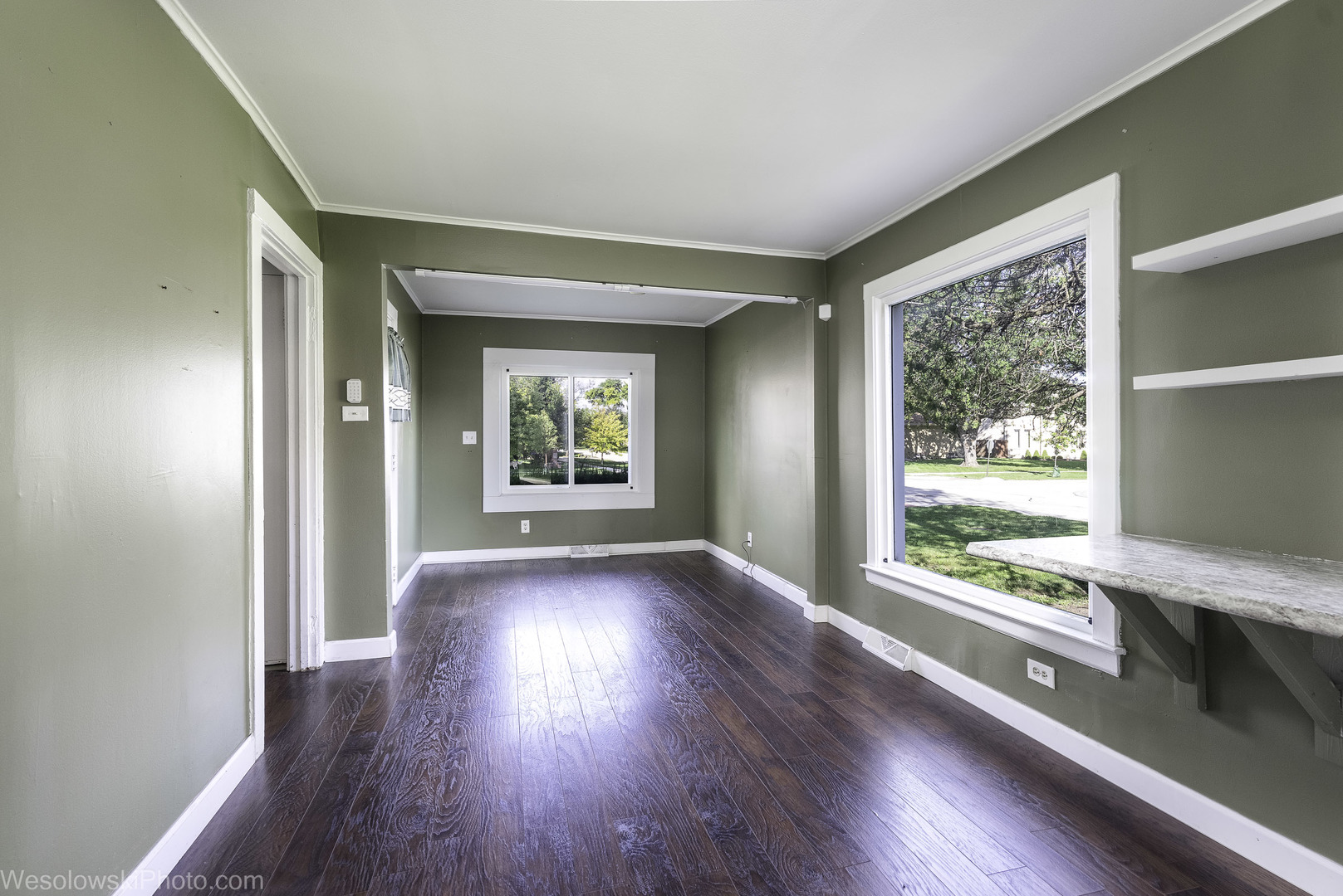 2209 DOUGLAS Avenue, Des Plaines, IL 60018