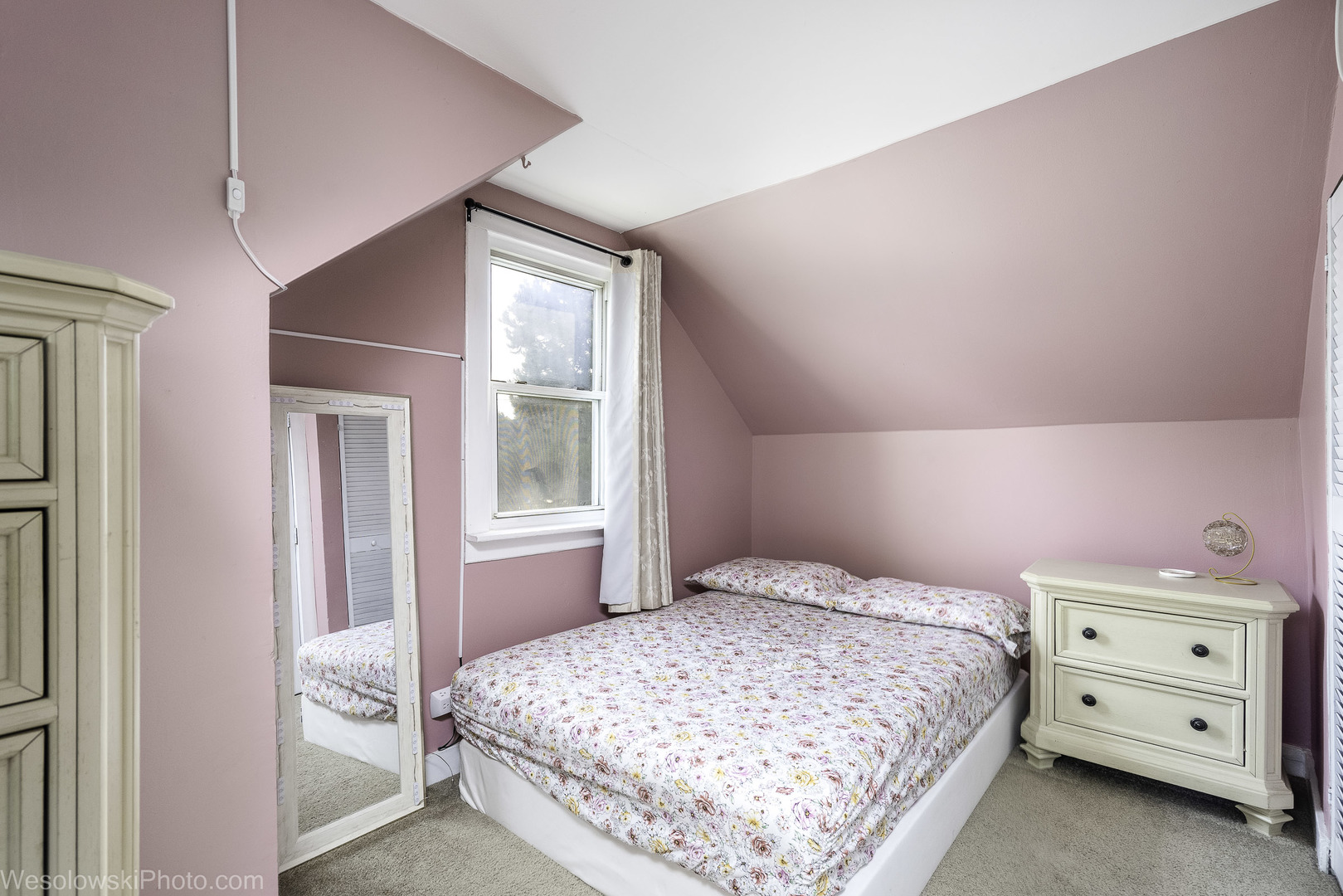 2209 DOUGLAS Avenue, Des Plaines, IL 60018