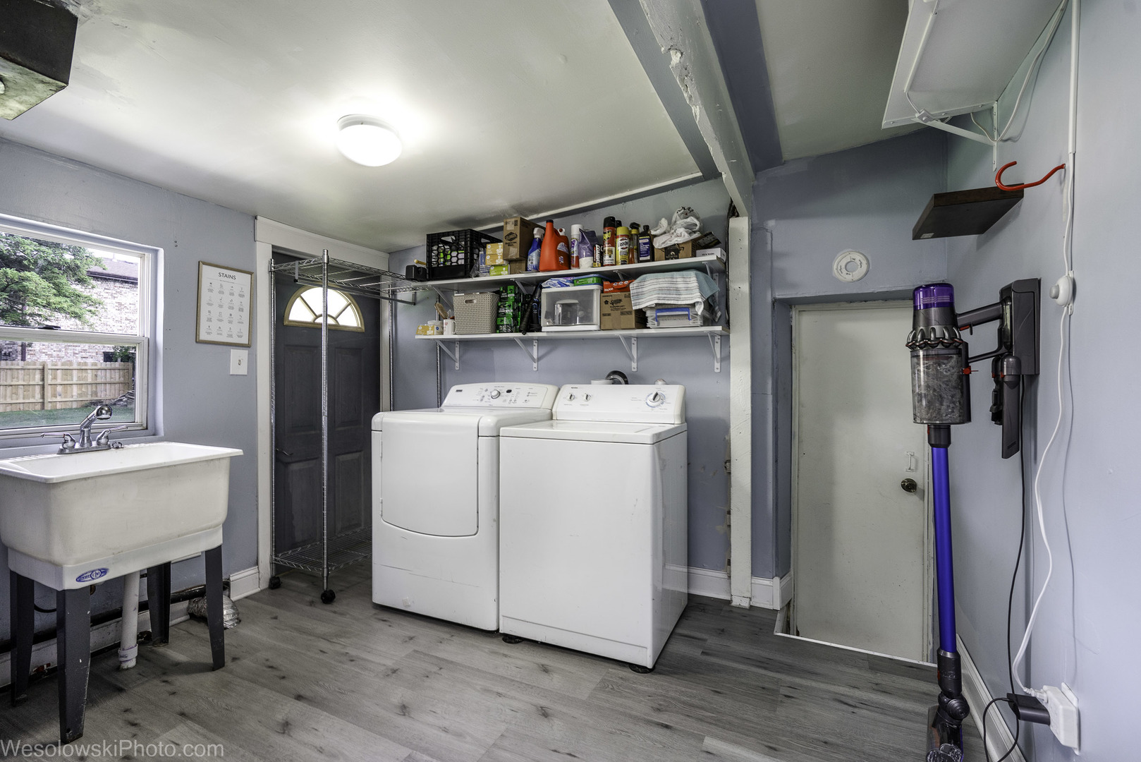 2209 DOUGLAS Avenue, Des Plaines, IL 60018