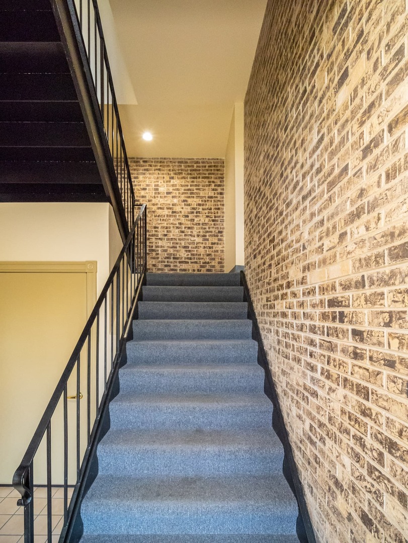 6502 Joliet Road, Countryside, IL 60525