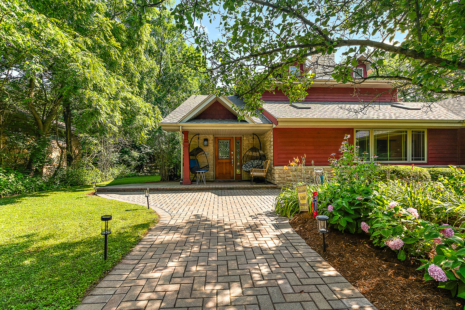 8715 W 123rd Street, Palos Park, IL 60464