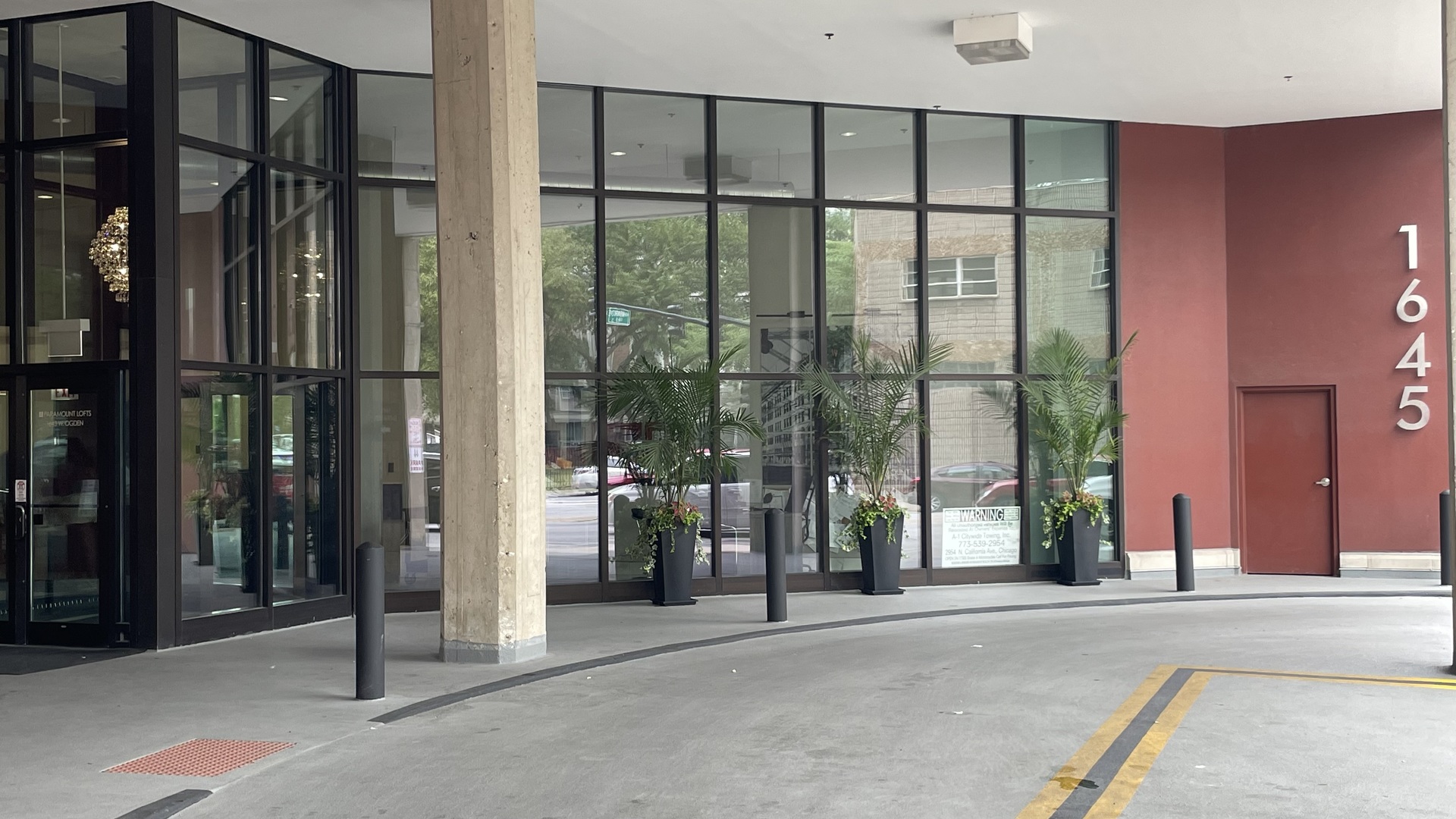 1645 W OGDEN Avenue #440, Chicago, IL 60612