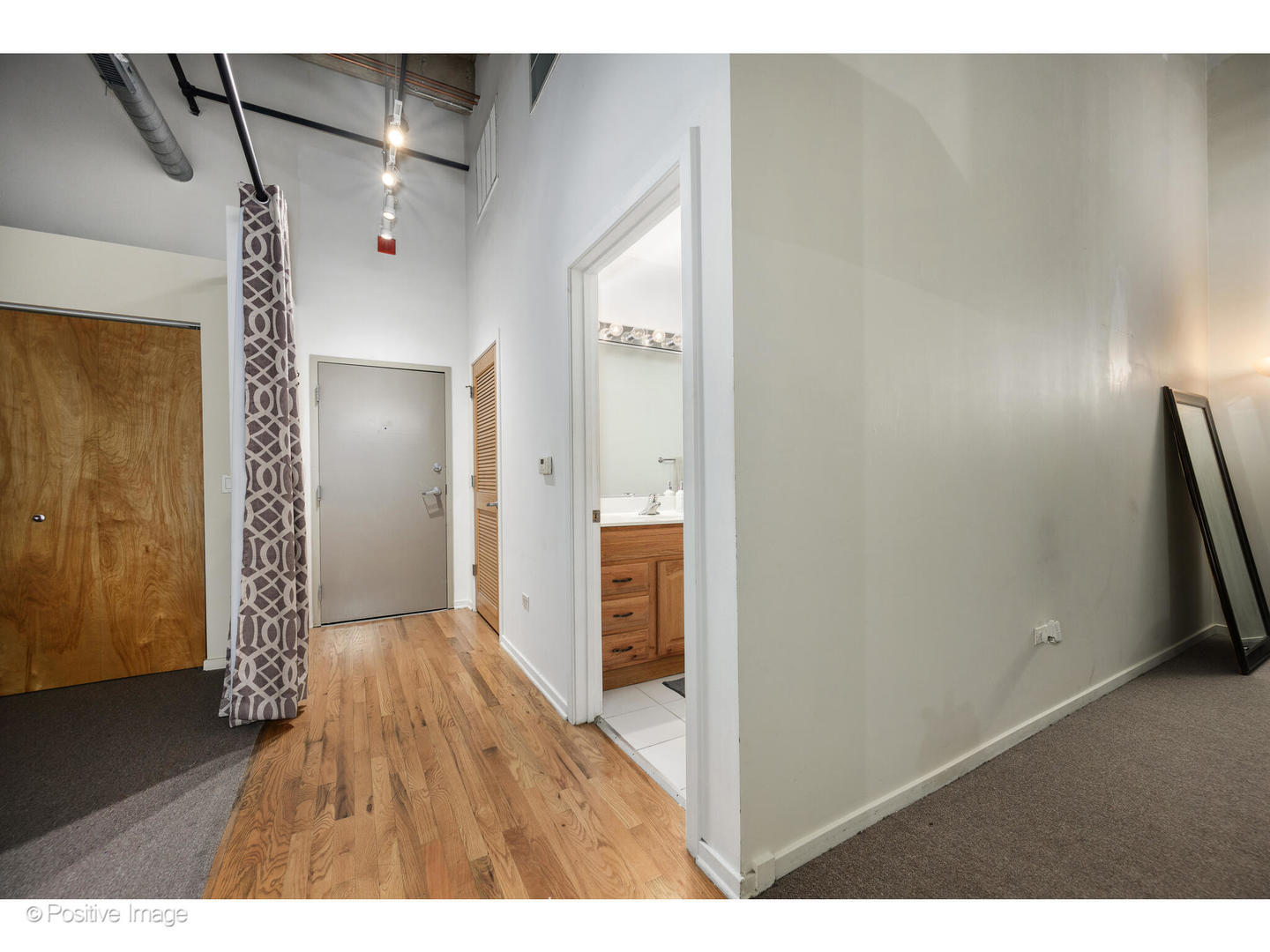 1645 W OGDEN Avenue #440, Chicago, IL 60612